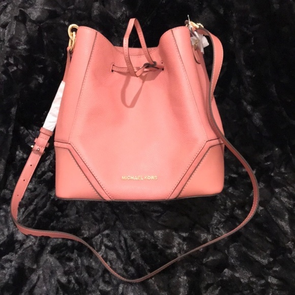 Michael Kors Handbags - Michael Kors Nicole Handbag.